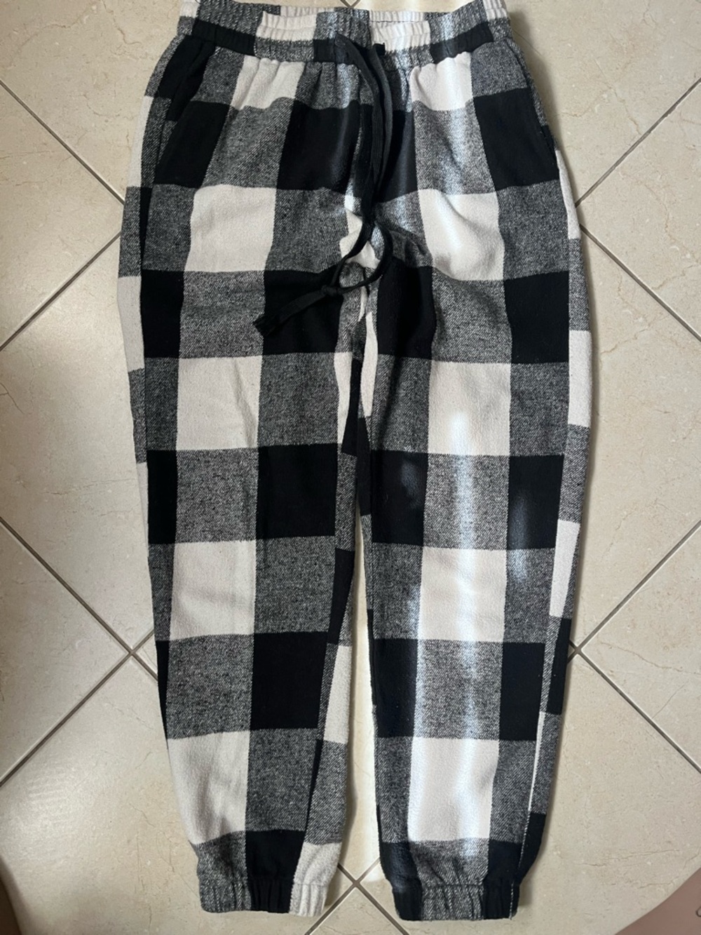SHEIN Black & White Plaid Jogger Pants